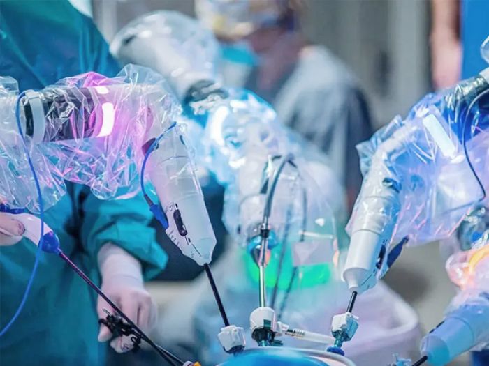 Surgical robot protective sleeve heat-sealing equipment: The guardian of sterile barriers in precision medicine