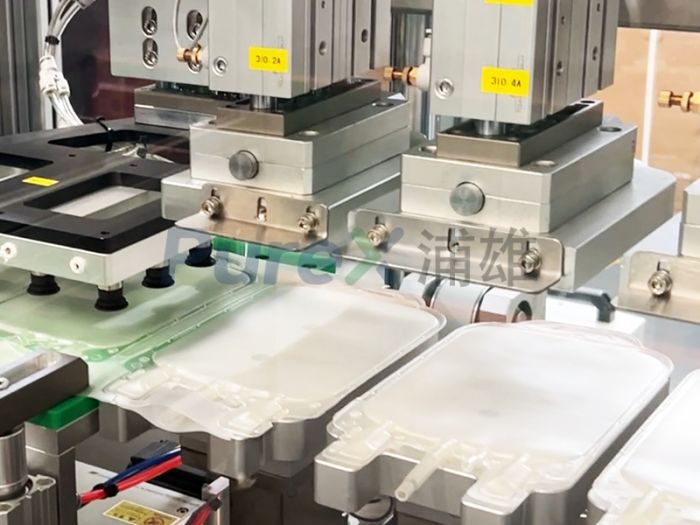 Fully automatic blood bag heat sealing machine