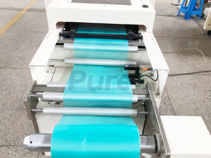 Application of collection bags in medical waste reduction