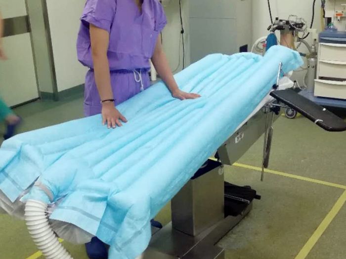 Detailed Explanation of the High-frequency Heat Sealing Production Process of Medical Heating Blankets